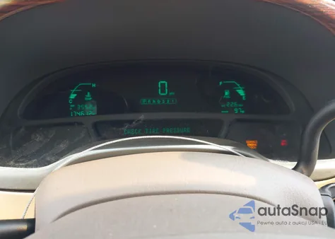 2004 Cadillac Deville Standard z USA, uszkodzony, nr VIN 1G6KD54Y04U215146